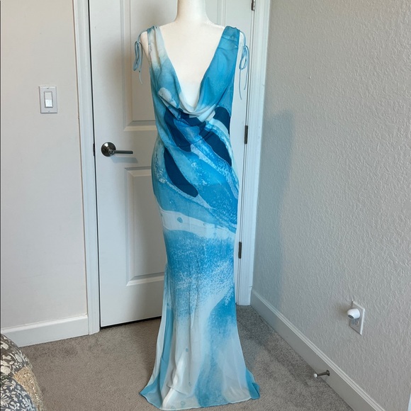 NWT White Fox Amore Backless Maxi Dress Aqua Blossom Vacation Cruise Medium - Picture 10 of 16